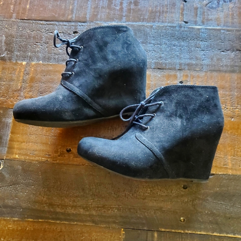 Black Xappeal Lace Ankle Booties [Size 7]